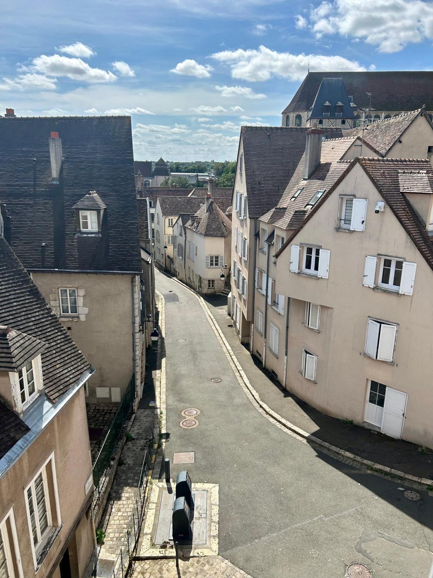 L Ecuyer Appartement Au Coeur Du Quartier Historique Chartres Exterior foto